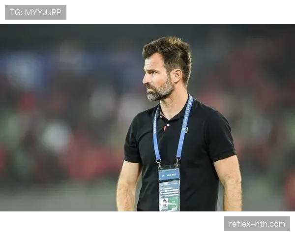 亨克新赛季控球表现亮眼,战术体系日趋成熟 亨克新赛季控球表现亮眼,战术体系日趋成熟