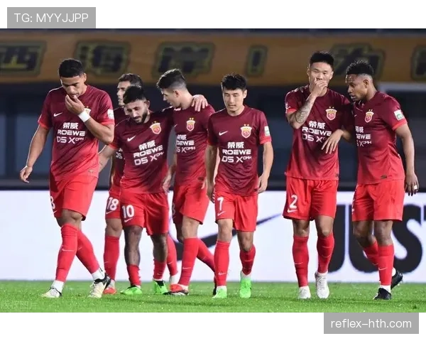 中超豪门争霸：十大俱乐部实力格局重塑，未来谁主沉浮？